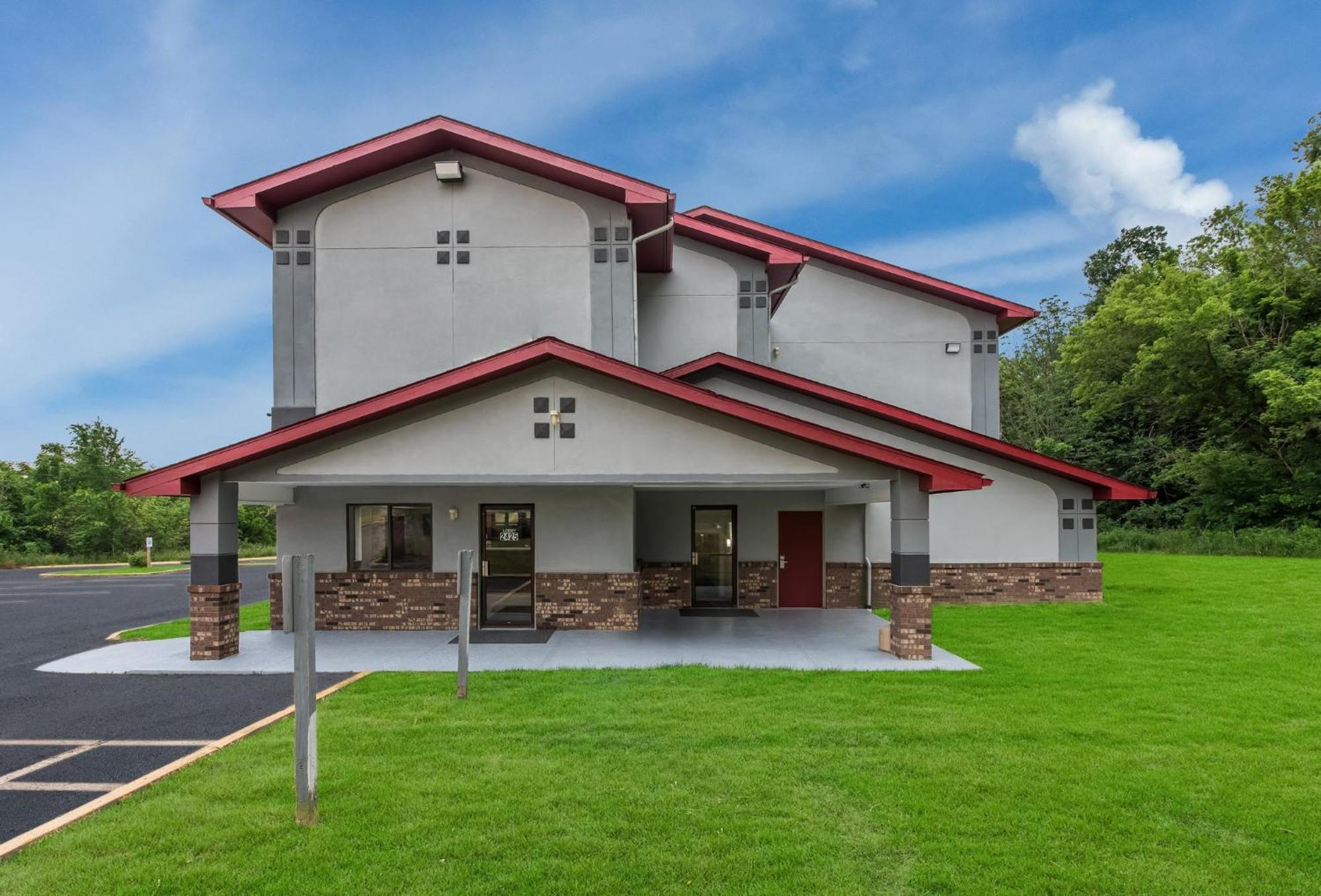 Red Roof Inn Mansfield Exterior photo